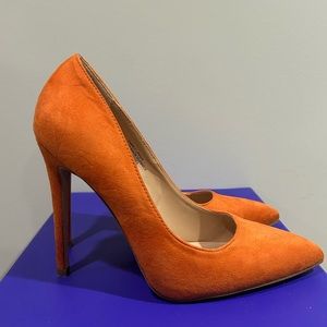 Lightly Worn Orange Heels
